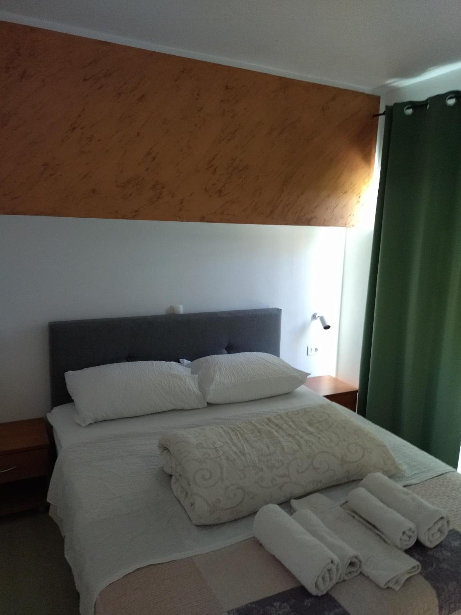 ホテル Banin スクラーディン 部屋 写真